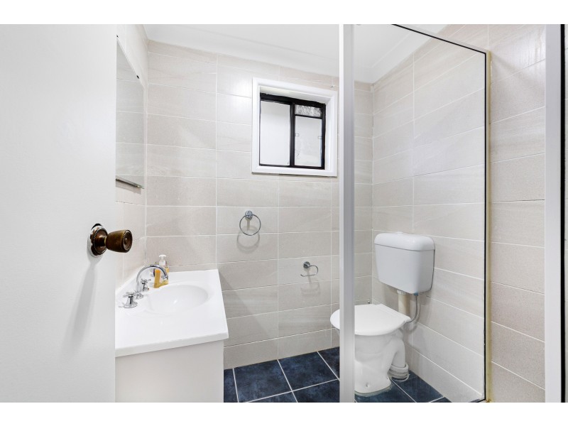 9 Gregory Street, Wyoming NSW 2250