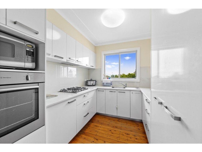 30 Headlam Parade, Springfield NSW 2250