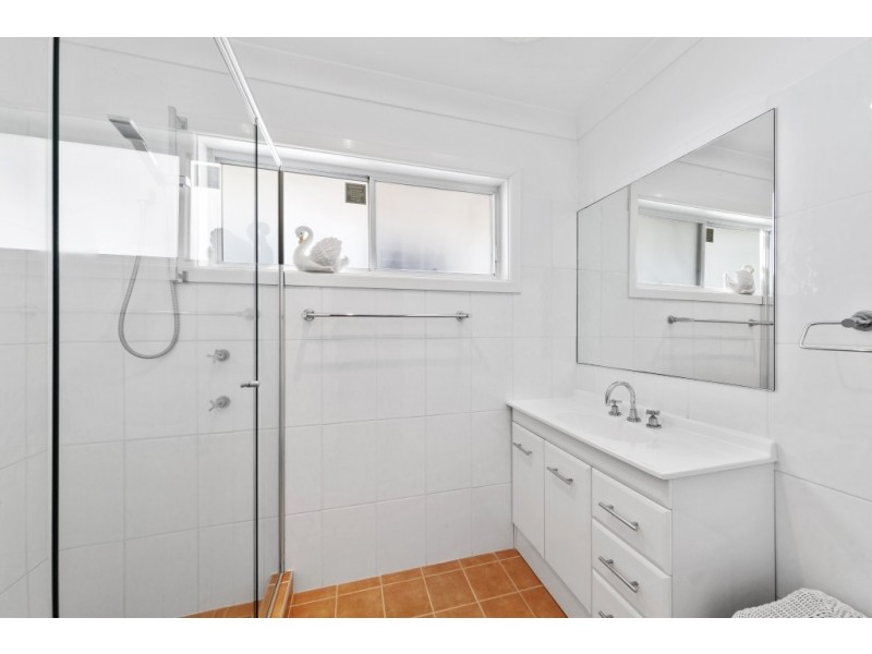 30 Headlam Parade, Springfield NSW 2250