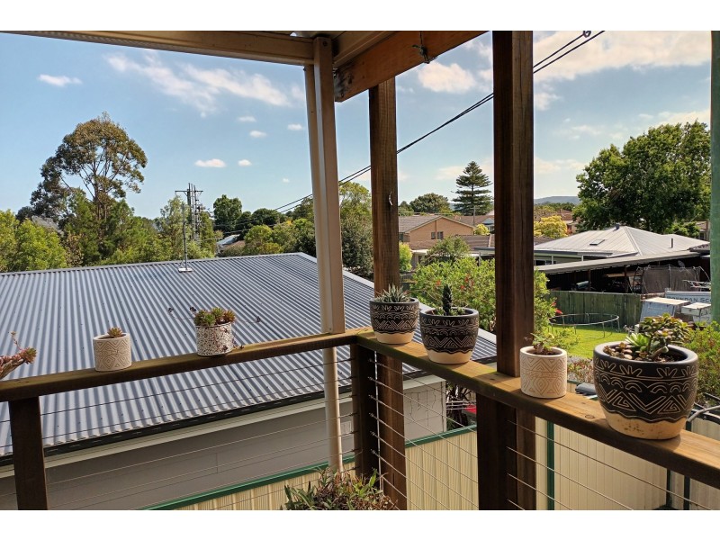 30 Headlam Parade, Springfield NSW 2250