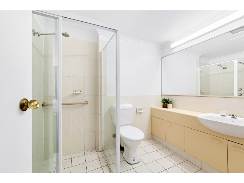 56/91-95 John Whiteway Drive, Gosford NSW 2250