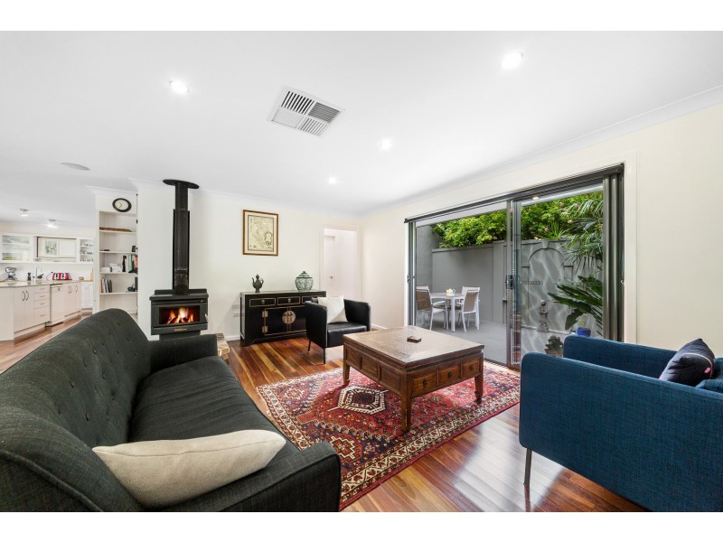 136 & 136A Carrington Street, Narara NSW 2250