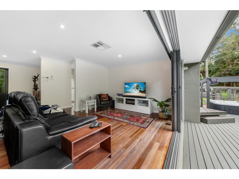 136 & 136A Carrington Street, Narara NSW 2250