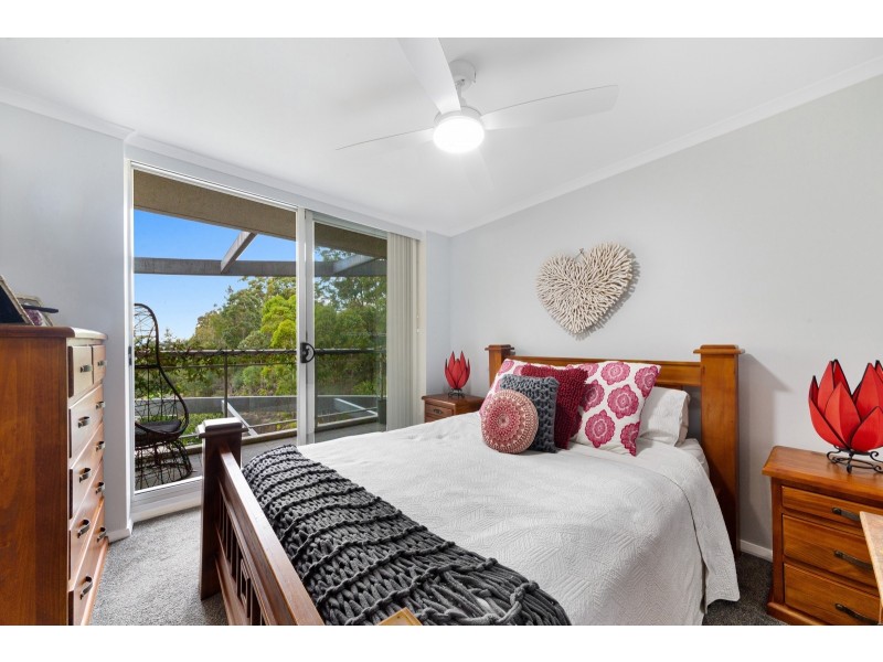 352/80 John Whiteway Drive, Gosford NSW 2250
