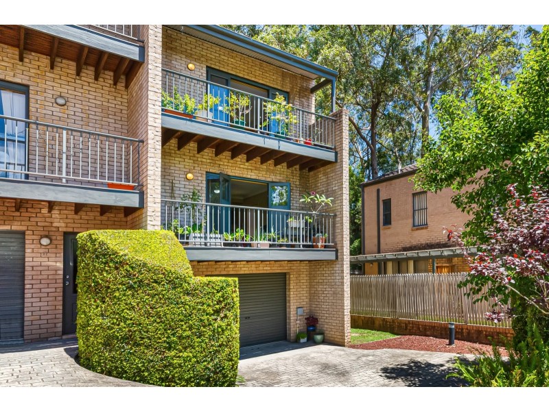 18/61-65 Beane Street, Gosford NSW 2250