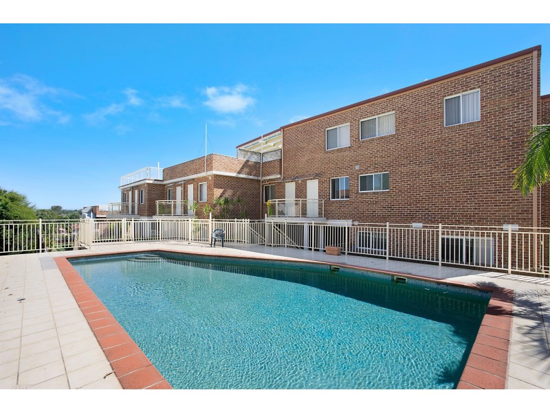 18/73-77 Henry Parry Drive, Gosford NSW 2250