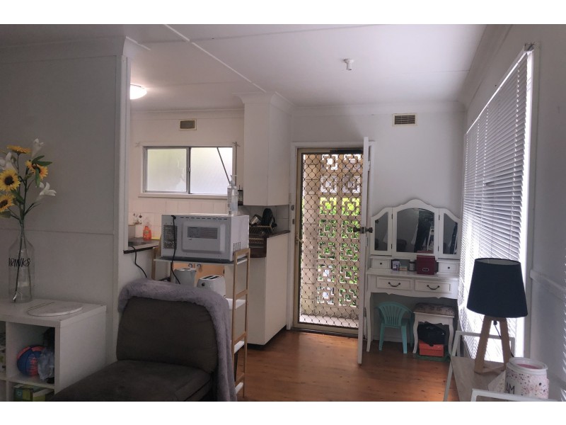 1/140 Faunce Street, Gosford NSW 2250