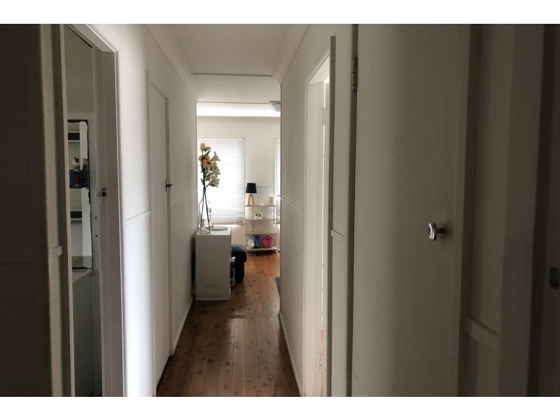 1/140 Faunce Street, Gosford NSW 2250