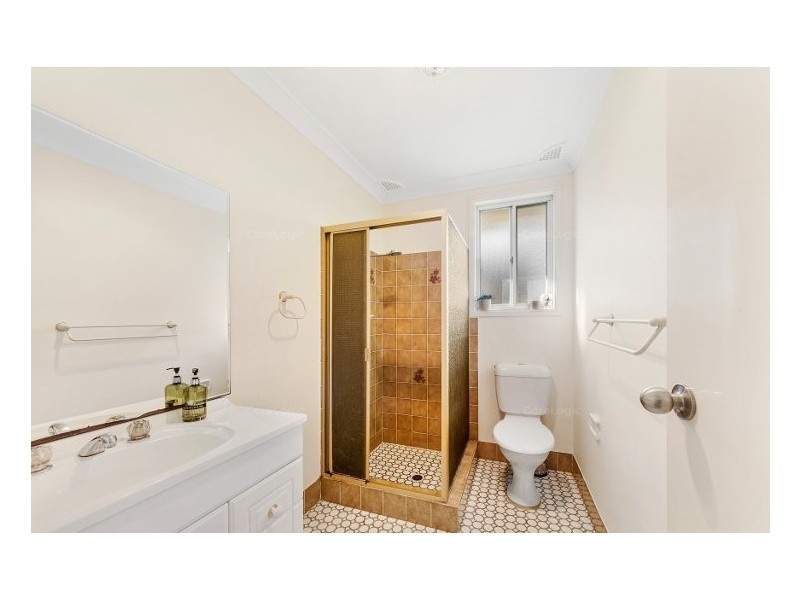 3/7 Pecan Close, Wyoming NSW 2250