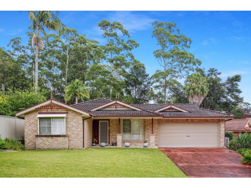 3 Rainbow Close, Lisarow NSW 2250