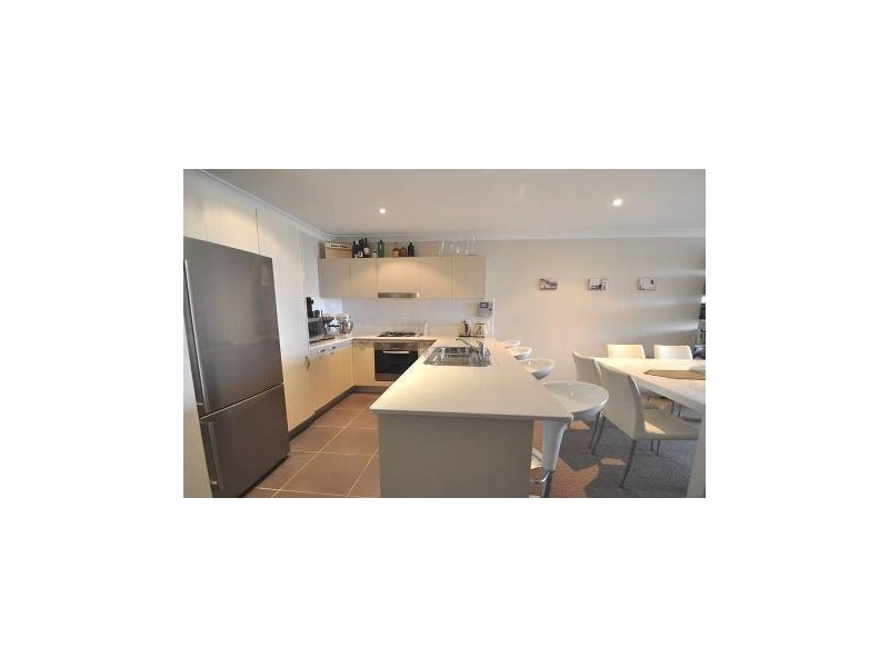 2/89 Faunce Street, Gosford NSW 2250