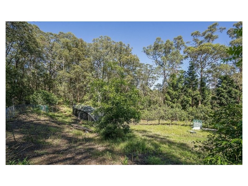 11 Drumalbyn Close, Wyoming NSW 2250