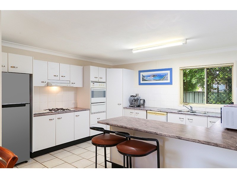 10 Cathy Crescent, Narara NSW 2250