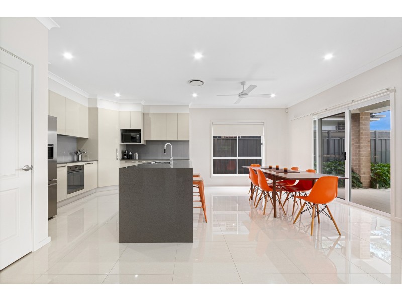 4 Eve Street, Narara NSW 2250