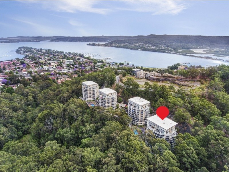 432/80 John Whiteway Drive, Gosford NSW 2250