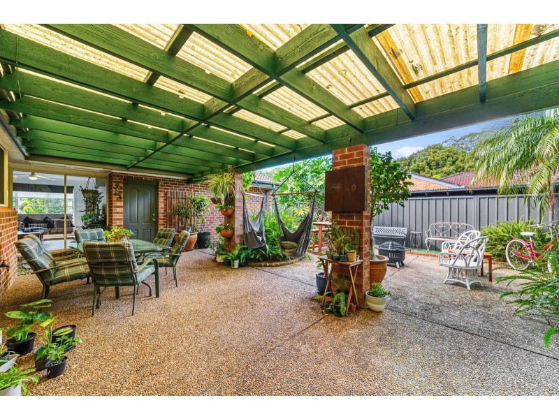 4 McGrath Close, Lisarow NSW 2250