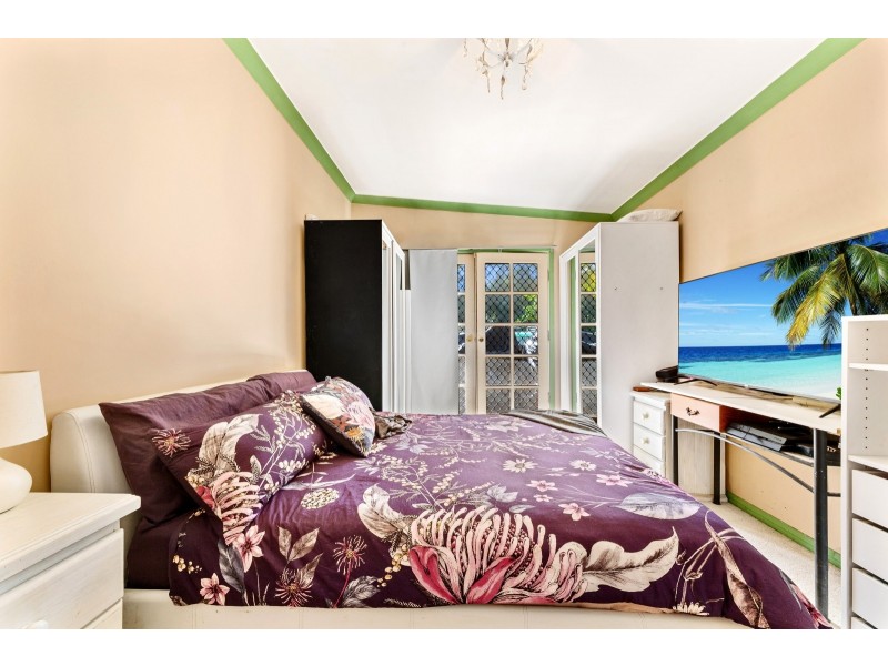 49 Dalton Street, Wyoming NSW 2250