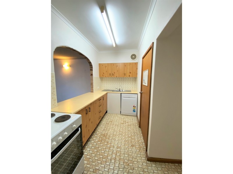 4/20 Russell Street, East Gosford NSW 2250