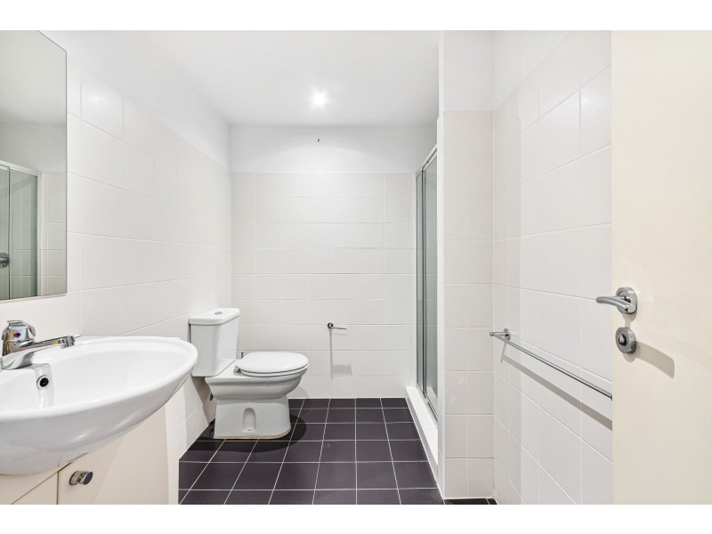 153/80 John Whiteway Drive, Gosford NSW 2250