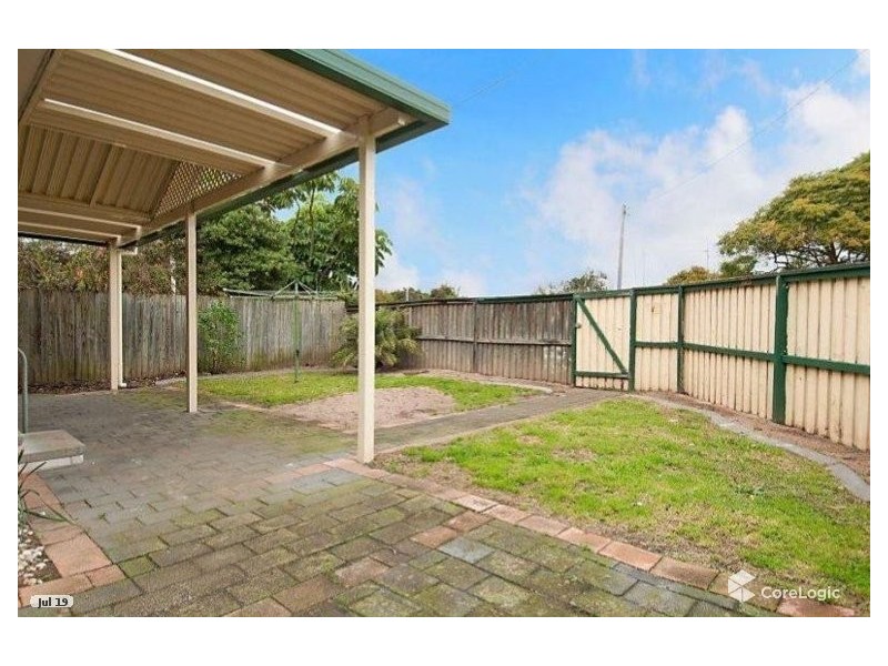 5 Bathurst Street, Umina Beach NSW 2257