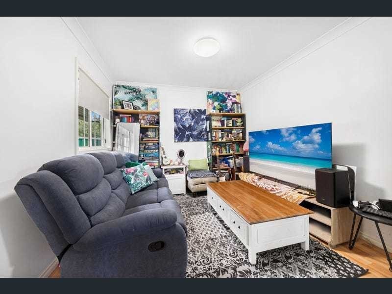5 Bathurst Street, Umina Beach NSW 2257