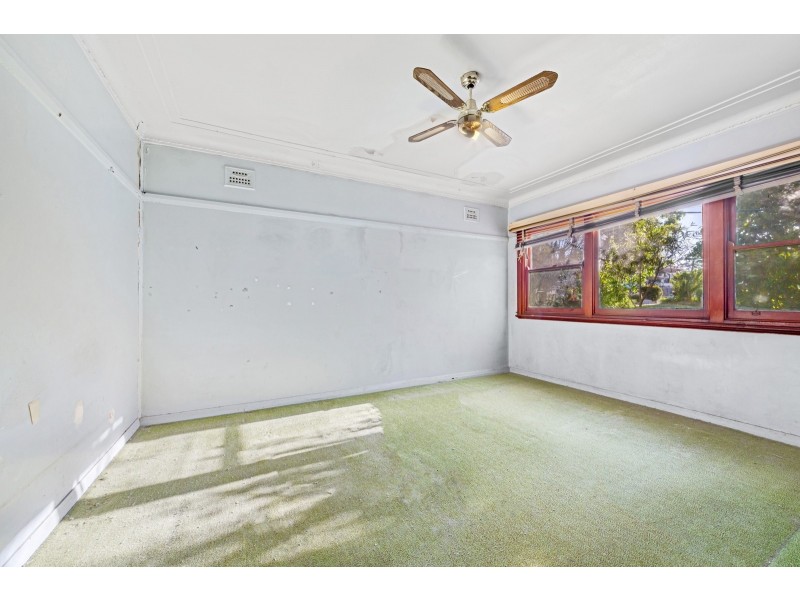 229 Gertrude Street, North Gosford NSW 2250