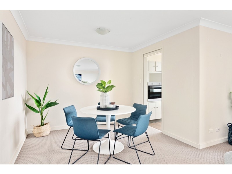 16/3 Joseph Lloyd Close, Gosford NSW 2250