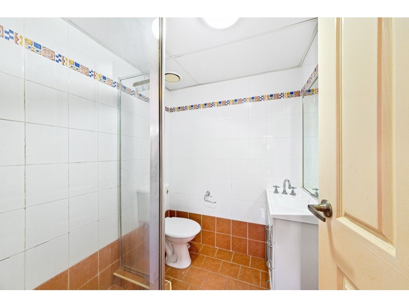 21/19-21 Central Coast Highway, West Gosford NSW 2250