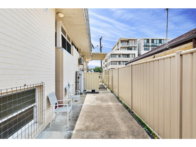 3/193 Albany Street, Point Frederick NSW 2250