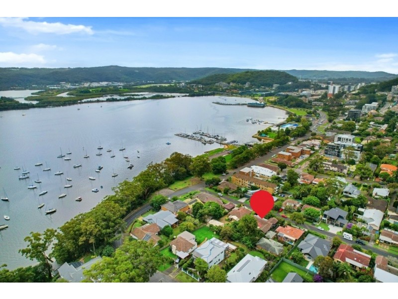 3 Florence Avenue, Point Frederick NSW 2250