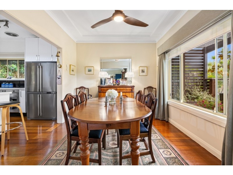 3 Florence Avenue, Point Frederick NSW 2250