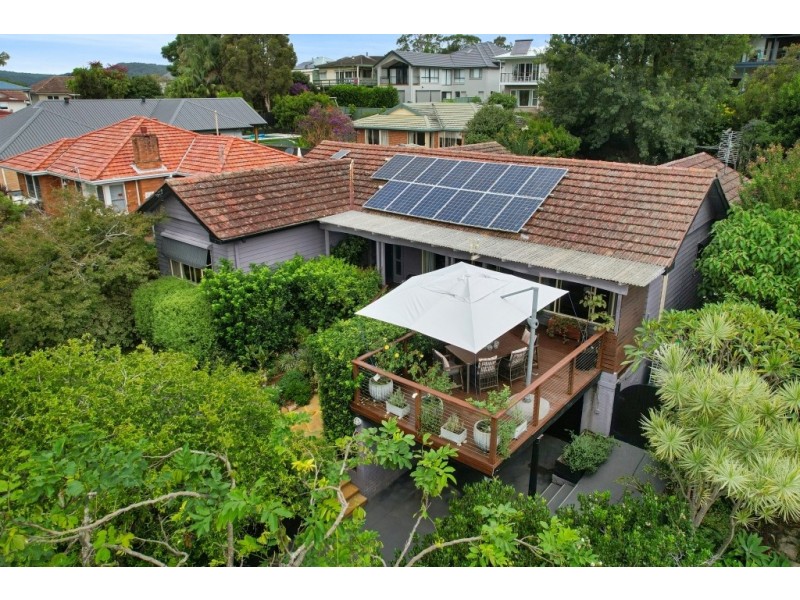 3 Florence Avenue, Point Frederick NSW 2250