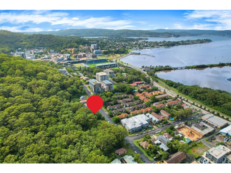 42-44 Donnison Street, West Gosford NSW 2250