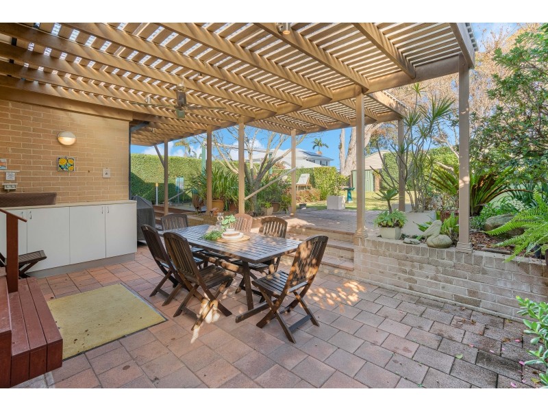 22 Frederick Street, Point Frederick NSW 2250