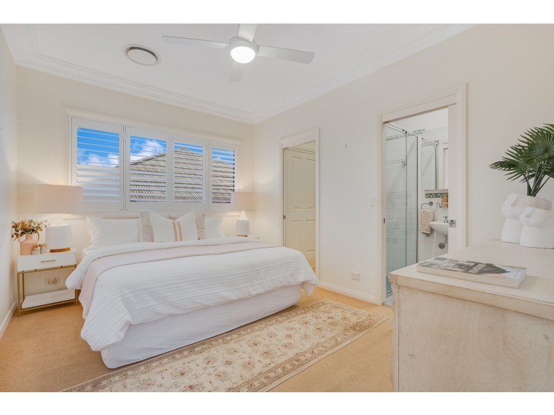 22 Frederick Street, Point Frederick NSW 2250