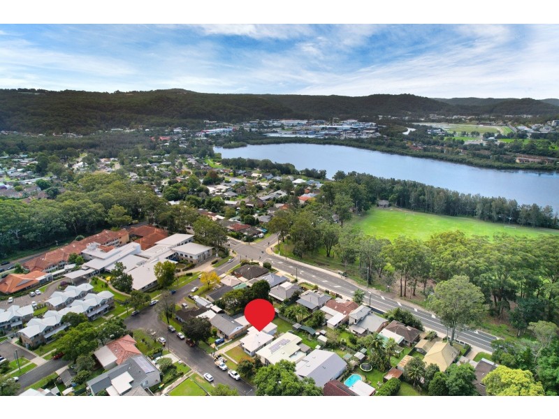 24 Grace Avenue, Point Clare NSW 2250