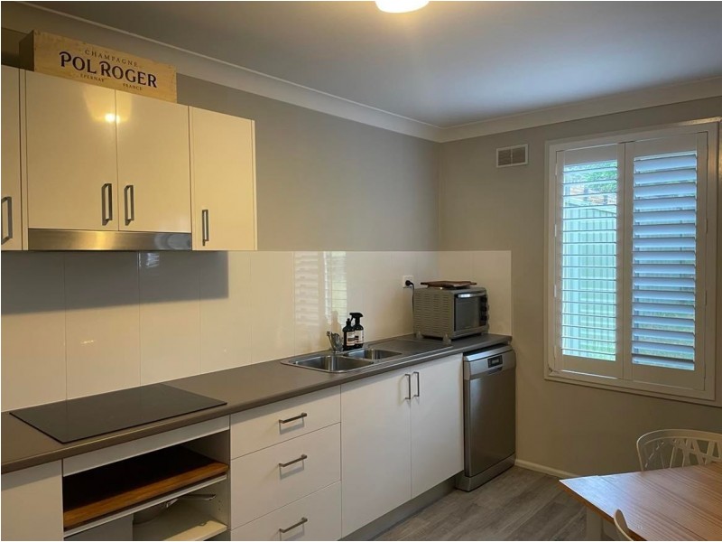 21 Lynnette Crescent, East Gosford NSW 2250