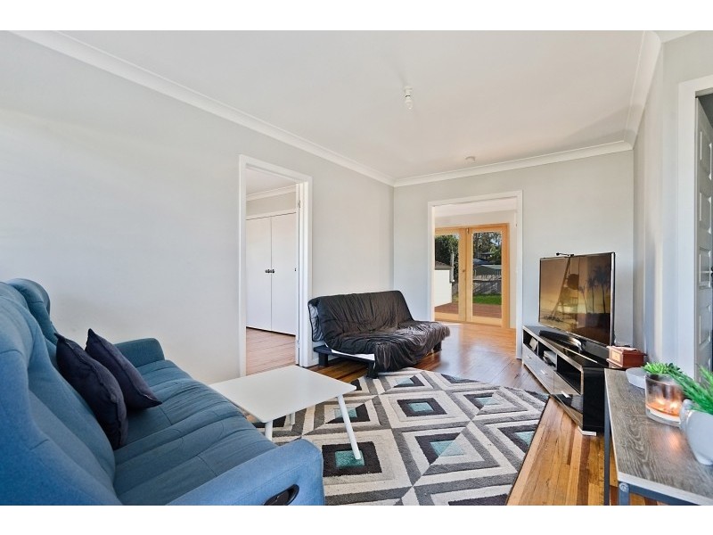 13 Sylvia Avenue, Gorokan NSW 2263