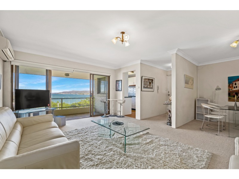 6/2 Broadview Avenue, Gosford NSW 2250