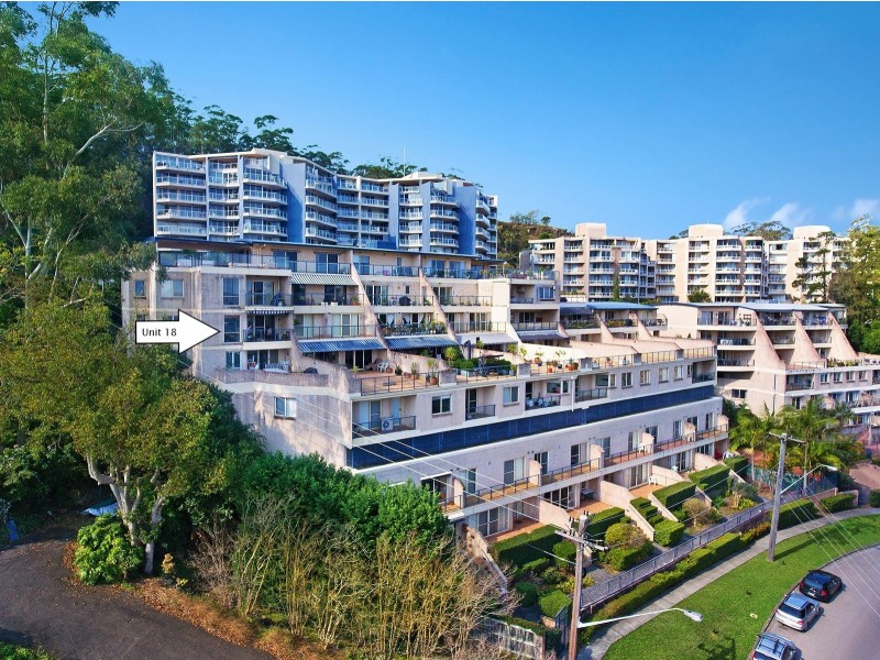 18/92 John Whiteway Drive, Gosford NSW 2250