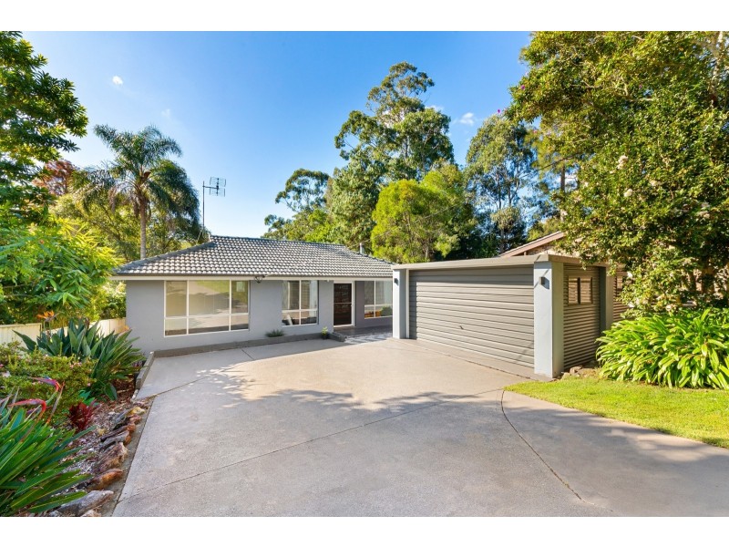 1 Binya Avenue, Wyoming NSW 2250