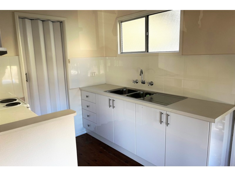 1/140 Faunce Street, Gosford NSW 2250