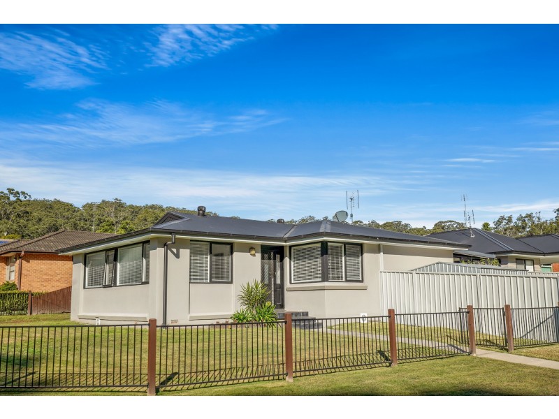 22 Crestwood Avenue, Narara NSW 2250