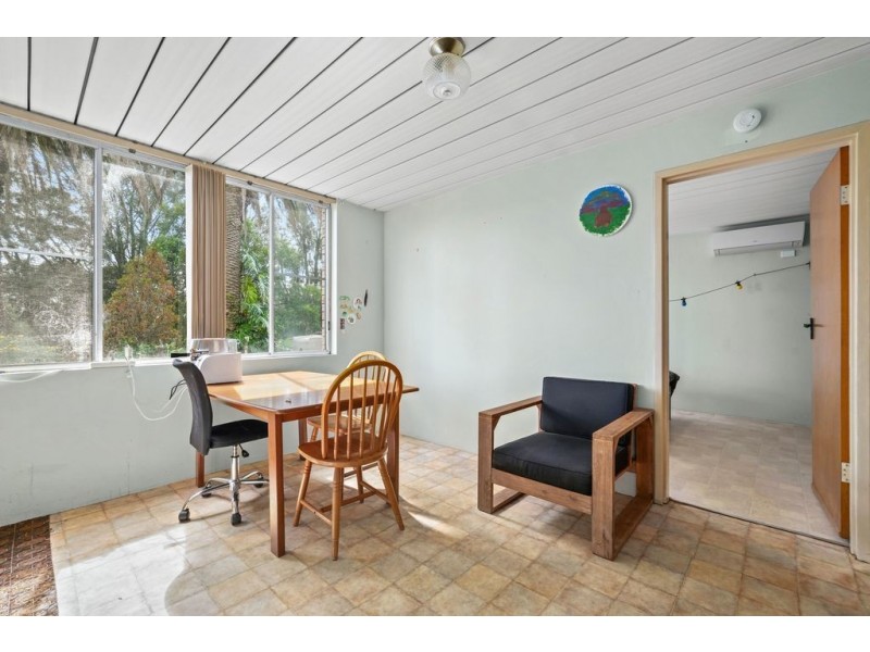 1/42 Matthews Parade, Point Clare NSW 2250