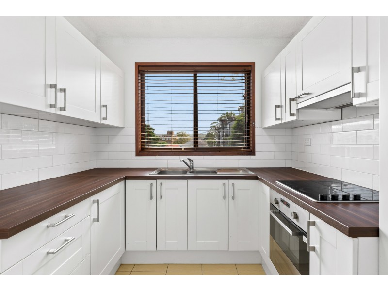 14/9-12 Broadview Avenue, Gosford NSW 2250