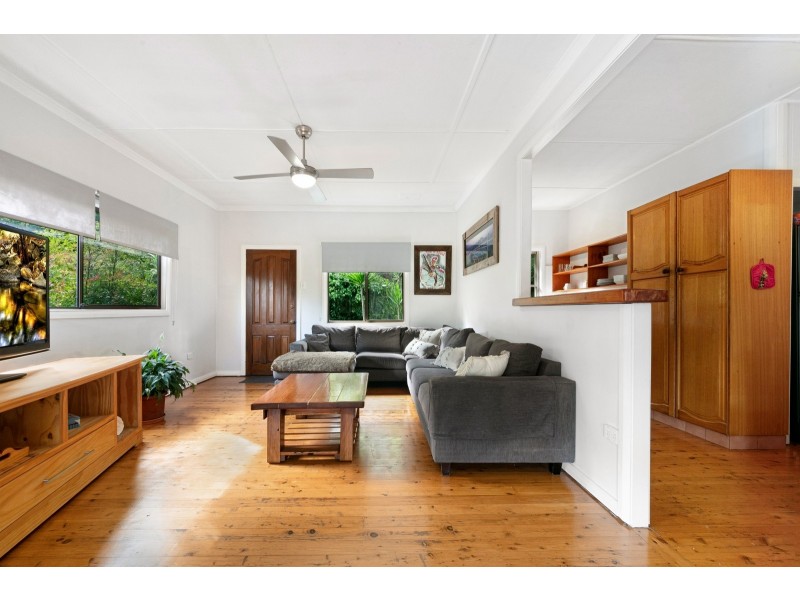 61 Excelsior Street, Lisarow NSW 2250