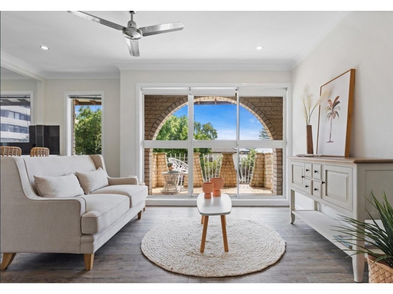 6/22 York Street, Point Frederick NSW 2250