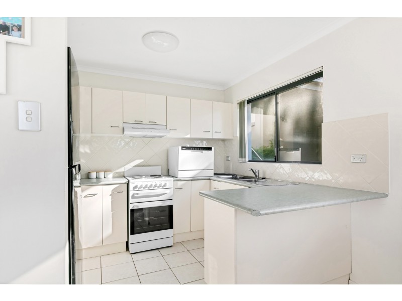 1/63-65 Pacific Highway, Ourimbah NSW 2258