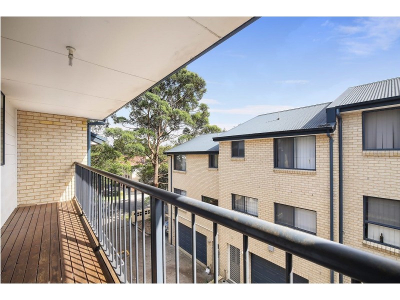2/171-173 Gertrude Street, Gosford NSW 2250