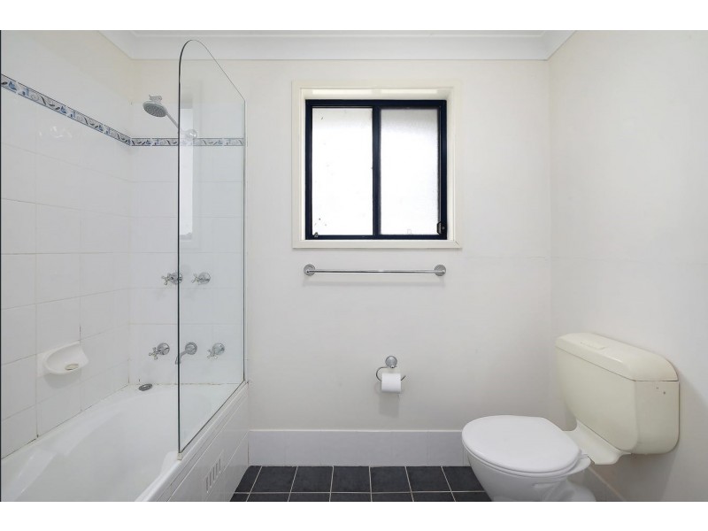 2/171-173 Gertrude Street, Gosford NSW 2250